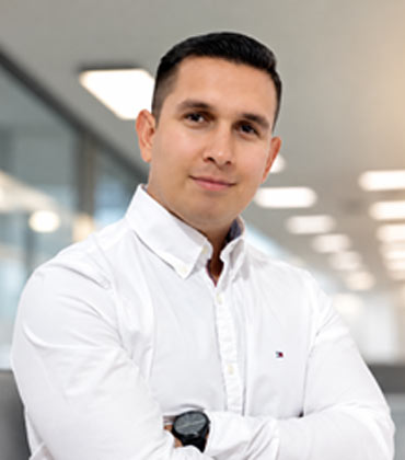 Manuel Davalos